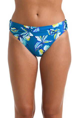 Model is wearing a multicolored Shirred Band Hipster Swimsuit Bottom