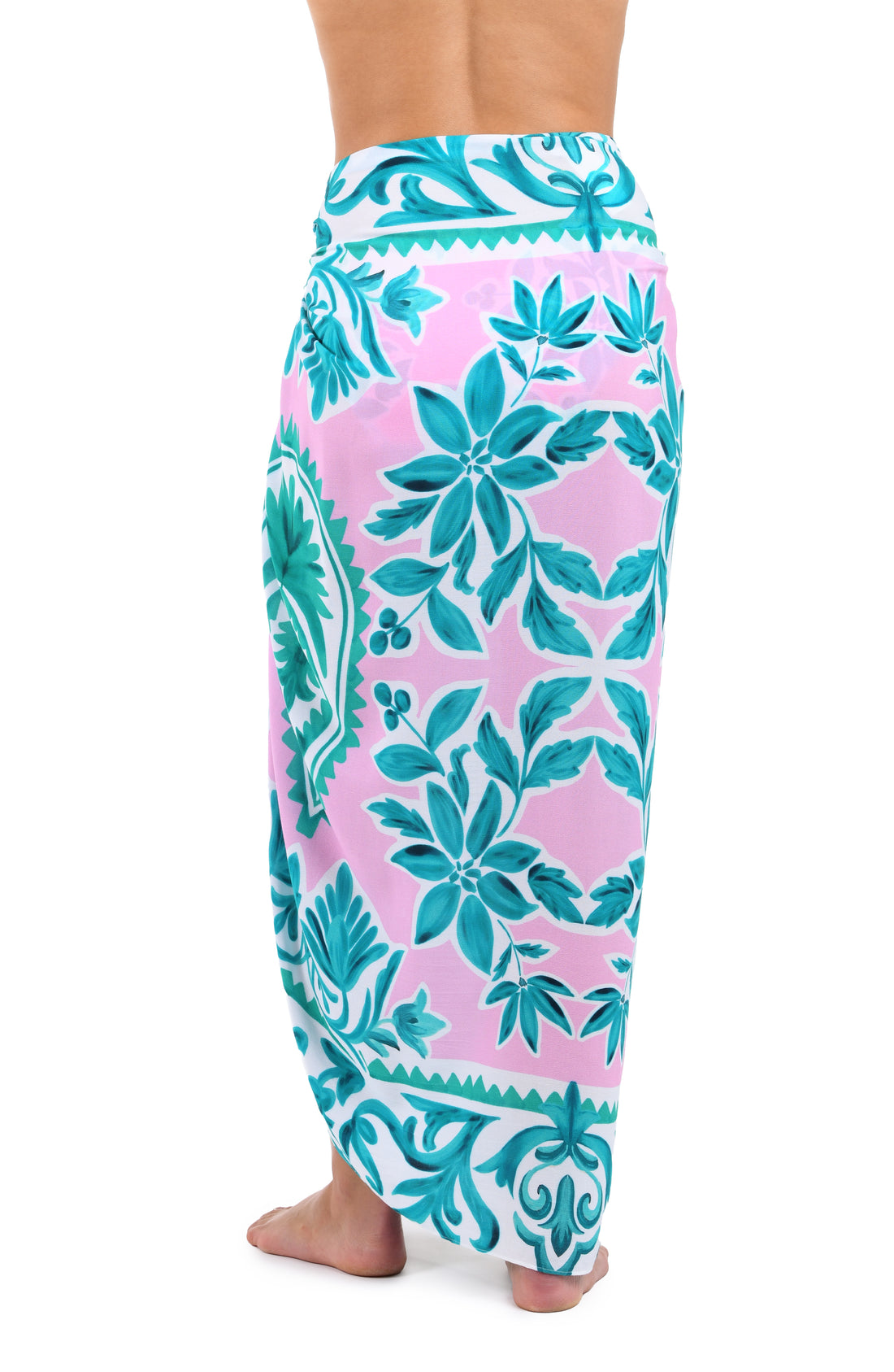 La Blanca Jungle Blossoms Sarong Wrap Cvoverup | Neiman Marcus