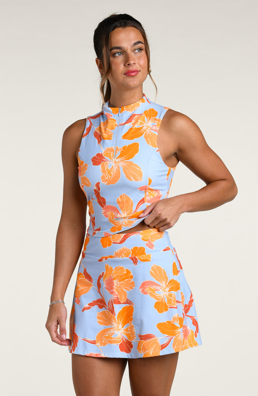Sport Outline Floral Sleeveless Top