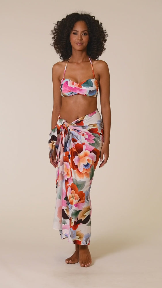 
            
                Load and play video in Gallery viewer, Floral Rhythm Twist Bandeau Bikini Top
            
        